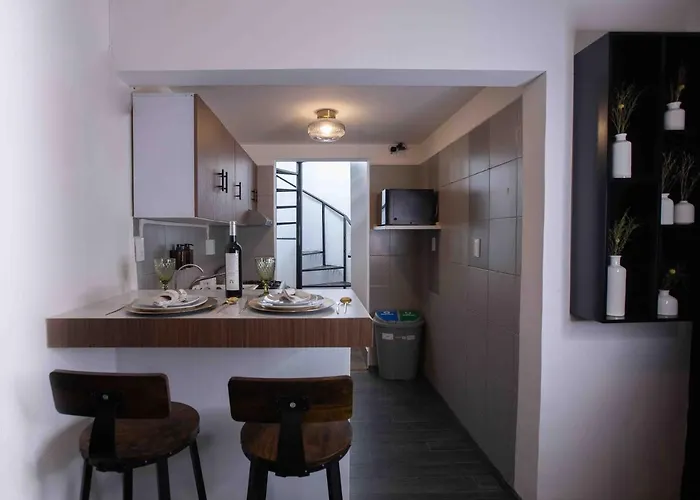 Pensión Casa Luna Morada Polanco
